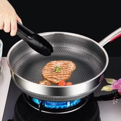 MONFORTT. Hapjespan Ø 28cm Anti-aanbaklaag 7 Lagen Staal Met Deksel -Keukengerei Winkel 1200x1200 1007