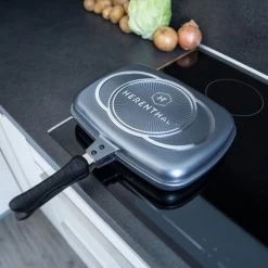 Herenthal Dubbele Grillpan - Ø 28 Cm - Koekenpan - Keramische Pan - Marmeren Coating Met Antiaanbaklaag - PFAS & PFOA Vrij - Pan - Grill - Vermindert Geur, Rook En Oliespatten - Zilver -Keukengerei Winkel 1200x1200 1028
