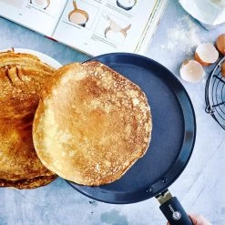 GreenPan Essentials Pannenkoekenpan 24cm - Zwart - Inductie - PFAS-vrij -Keukengerei Winkel 1200x1200 895