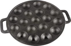 YUGN BLACK Poffertjespan Poffertjesmaker 6 Delige Set - 19 Poffertjes Incl Doseerfles Kwast Poffertjesvork Siliconen Ovenwanten - Platte Onderkant Poffertjespan Inductie Poffertjespan Elektrisch - Cadeau Tip -Keukengerei Winkel 1200x785 2