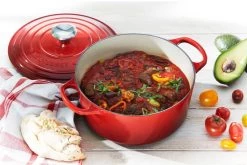 Le Creuset Signature Braadpan - 4,2 L - 24 Cm - Kersenrood -Keukengerei Winkel 1200x800 74