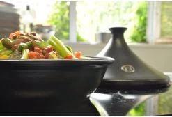 Emile Henry Tajine - Ø32 Cm - Fusain -Keukengerei Winkel 1200x814