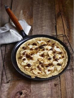 Staub Flensjespan - Houten Steel - 28 Cm - Zwart -Keukengerei Winkel 901x1200 1